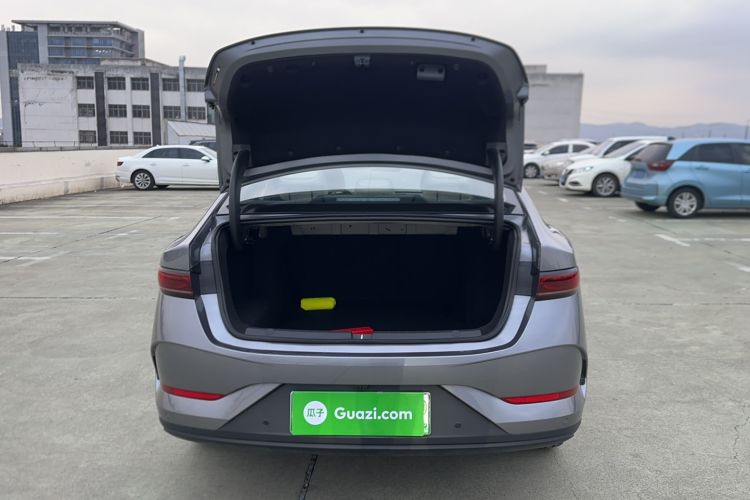 Used BYD Qin PLUS 2025 DM-i Smart Drive 120KM Superior Model