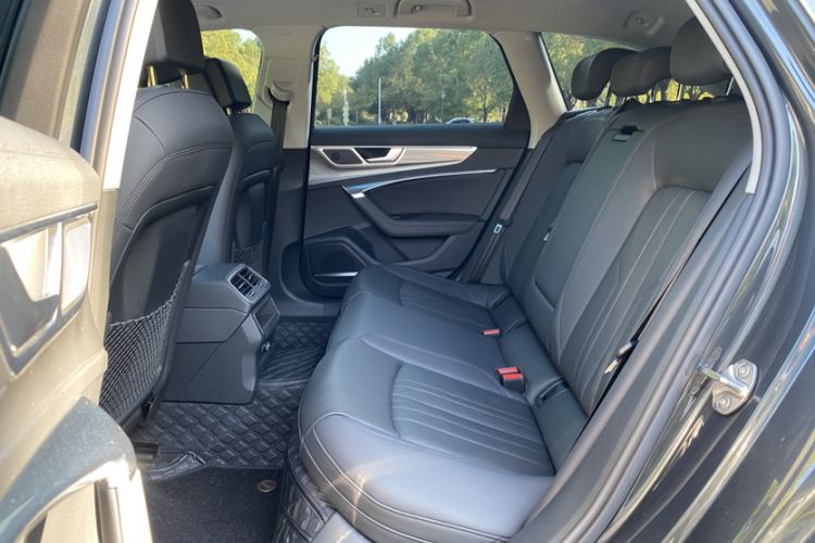 Used Audi A6 2023 allroad quattro 55 TFSI Prestige Off-Road Model
