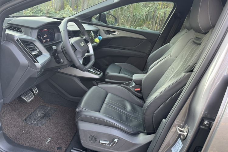 Used Audi Q5 e-tron 2023 40 e-tron Shining Edition Mecha Kit