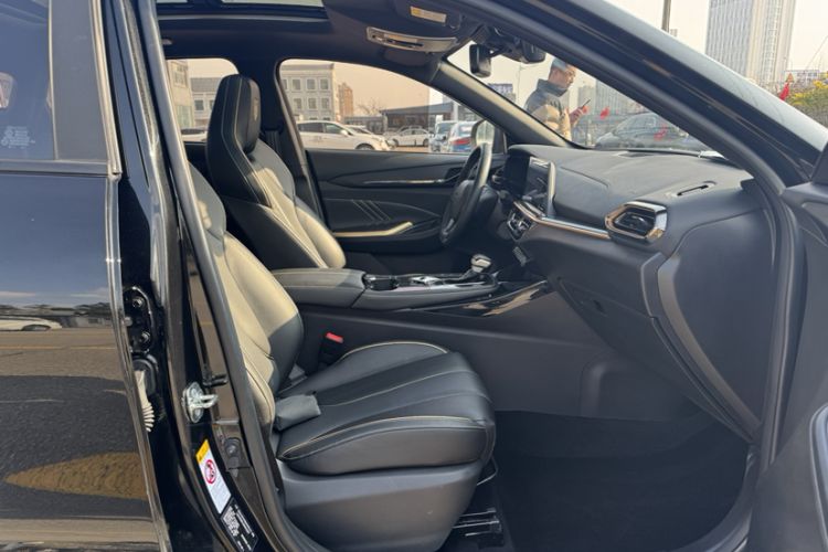 Used Oshan X5 2022 1.5T DCT Xiake Edition
