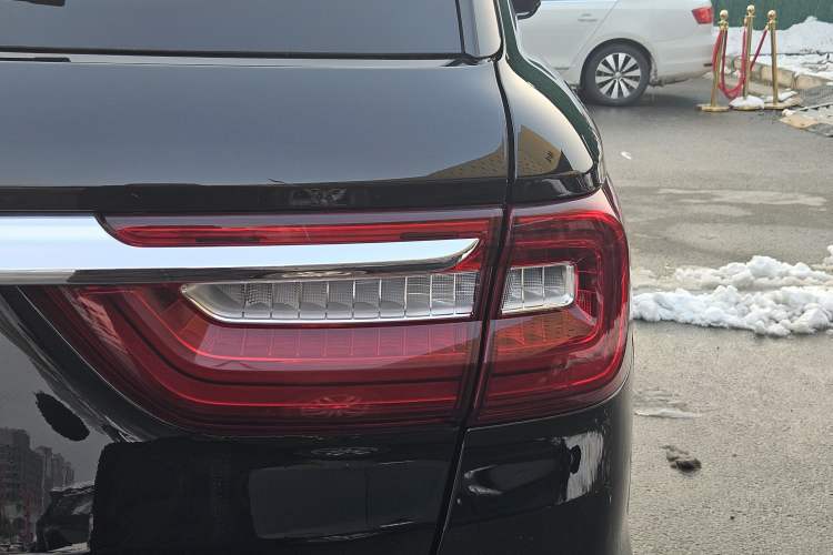 Used Hongqi HS7 2022 3.0T Automatic All-Wheel Drive ZhiLian Flagship Edition Five Seats
