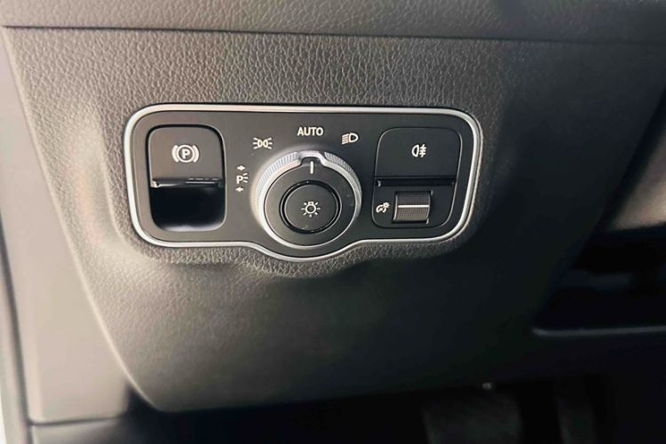 Used Mercedes-Benz GLB 2024 GLB 200 Dynamic Edition
