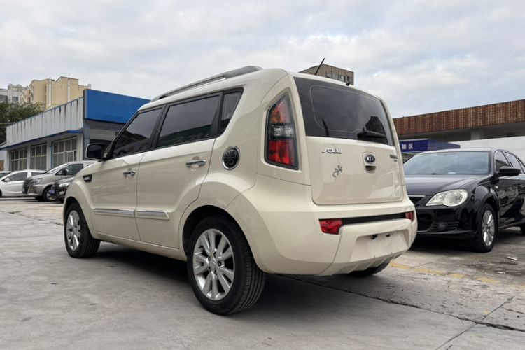 Used Kia Soul 2013 1.6L AT GL
