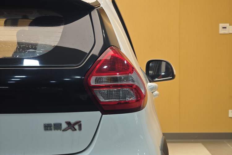 TDK.VehicleDetails.img