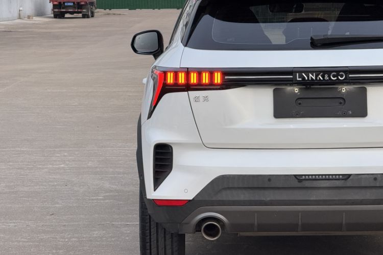 Used Lynk & Co 06 2021 1.5T Shero Pink Special Edition