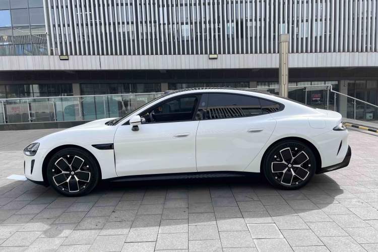 Used  SU7 2024 Rear-Drive Ultra-Long Range Advanced Pro-Level Intelligent Driving Version