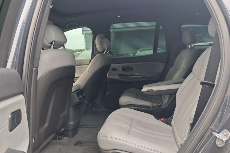 Used Nio ES8 2022 75 kWh Signature Edition Six-Seater