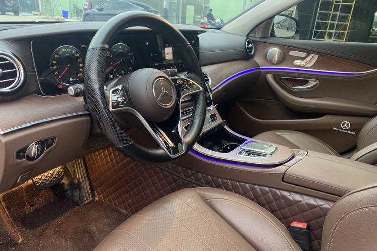 Used Mercedes-Benz E-Class 2023 Updated E 300 L Fashion Edition
