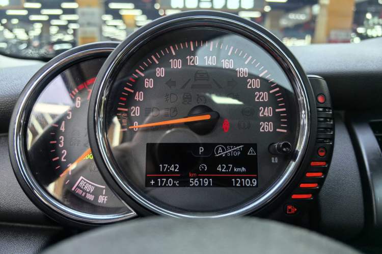 Used  MINI 2016 1.2T ONE Pioneer Edition Five-Door Version
