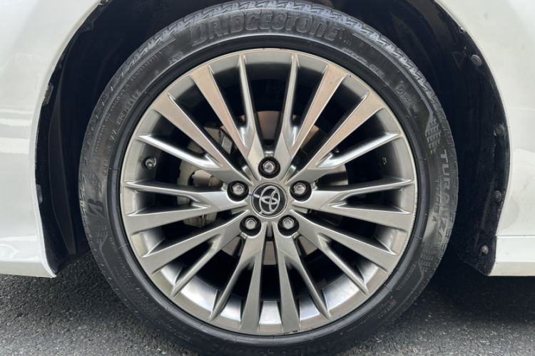 Used Toyota Camry 2018 Dual-Engine 2.5 HG Luxury Edition
