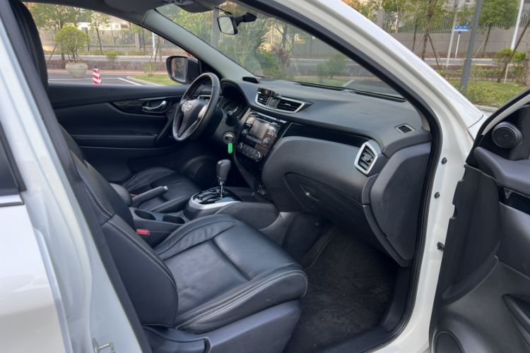 Used Nissan Qashqai 2016 2.0L CVT Elite Edition