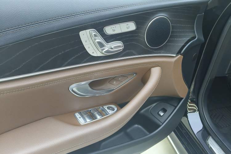 Used Mercedes-Benz E-Class 2021 E 300 L Sporty and Stylish Model
