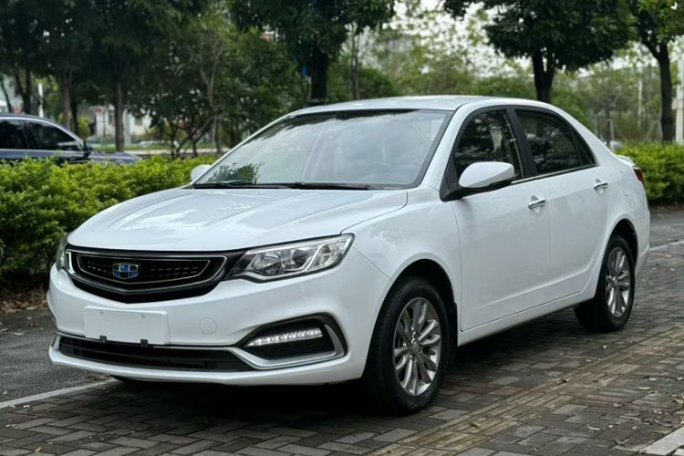 Used Geely Auto Vision 2019 Upgraded Model 1.5L CVT Luxury Version China VI Standard