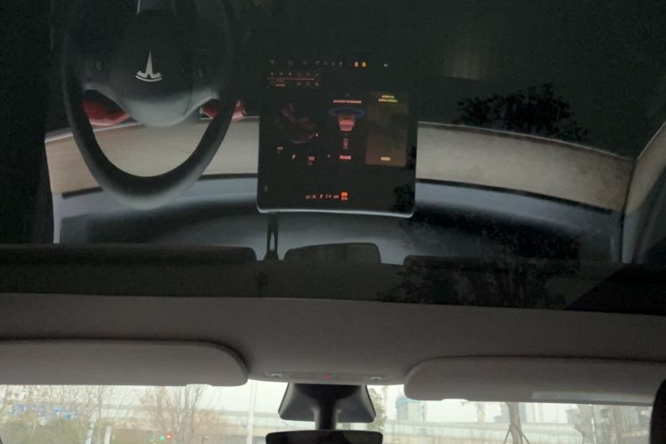 Used Tesla Model Y 2021 Long-Range All-Wheel-Drive Version
