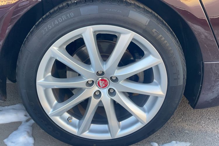 Used Jaguar XJ 2016 XJL 3.0 SC Four-Wheel Drive Panoramic Business Edition
