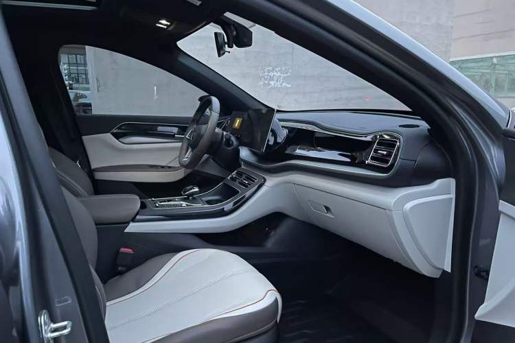 Used BYD Qin PLUS 2024 HONOR Edition DM-i 120KM Leading Model