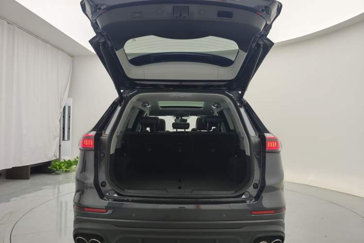 Used Chery Tiggo 8 PLUS 2022 Kunpeng Edition 390TGDI DCT Passion Version
