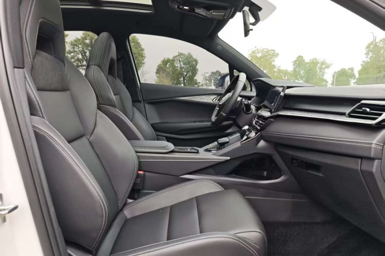 Used Lynk & Co 06 2020 1.5T JinPro model