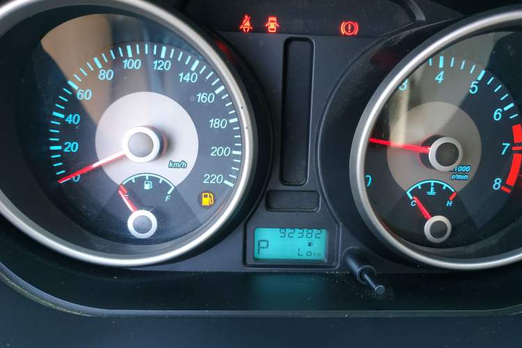 Used Buick Excelle 2015 1.5L Automatic Classic Model
