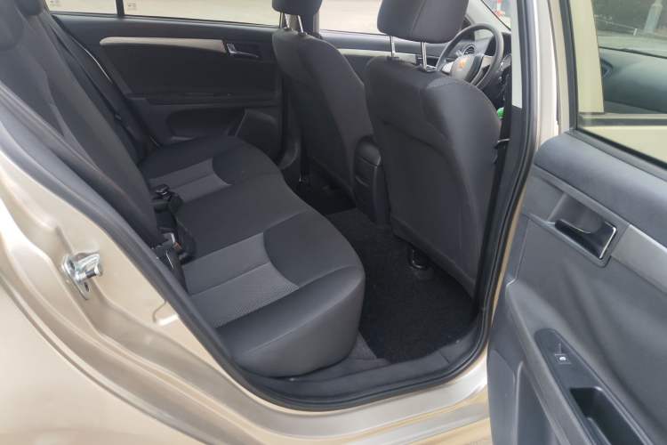 Used Roewe 350 2014 1.5L Automatic Xunda Edition
