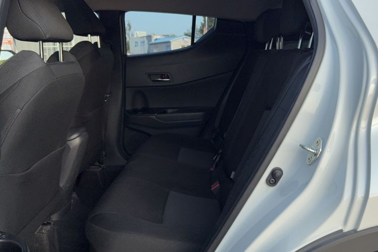 Used Toyota IZOA 2021 Dual-Motor 2.0L Yi Xing Edition
