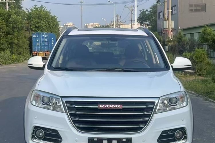 Used Haval H6 2015 Sport Edition 1.5T Automatic Two-Wheel Drive Luxury Model

