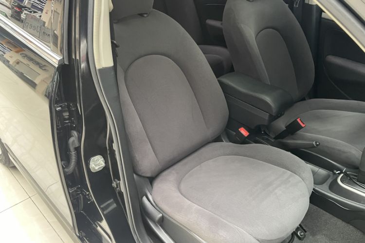 Used Nissan Sylphy 2016 Classic 1.6XE Automatic Leading Edition
