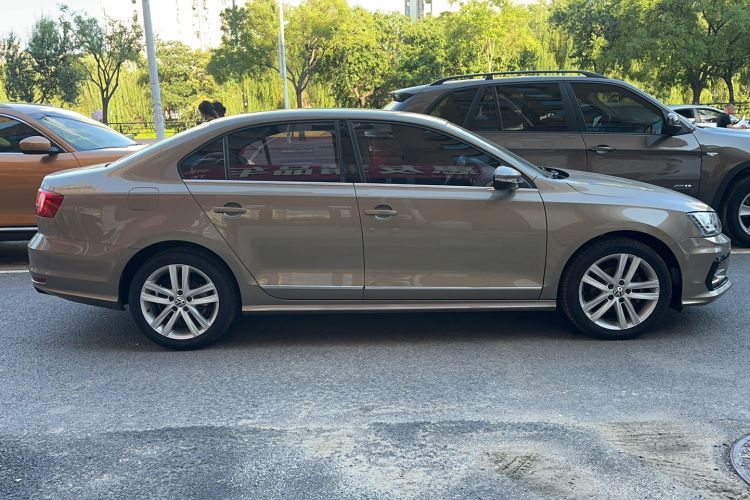 Used Volkswagen Sagitar 2018 280TSI DSG Ignite Edition
