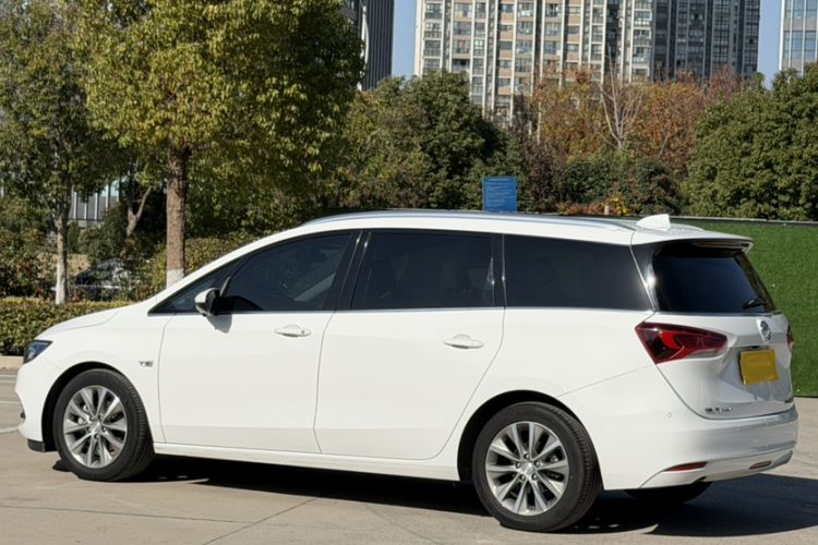 Used Buick GL6 2021 323T Mild Hybrid Connect Luxury Model
