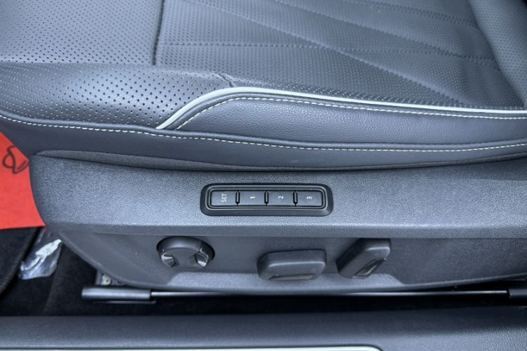 Used Volkswagen Passat 2022 330TSI Starry Luxury Edition