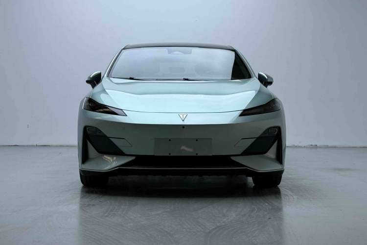 Used  SL03 2023 200Max Range-Extended Version
