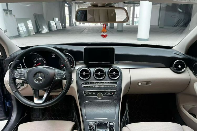 Used Mercedes-Benz C-Class 2015 C 200 L Sport Edition
