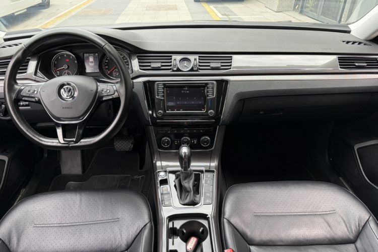 Used Volkswagen Passat 2016 330TSI DSG Prestige Edition
