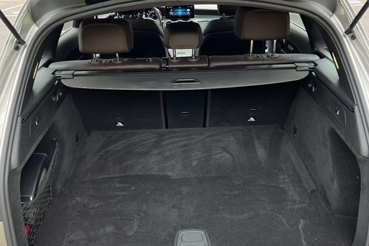 Used Mercedes-Benz GLC 2020 Facelift GLC 260 L 4MATIC Luxury Edition
