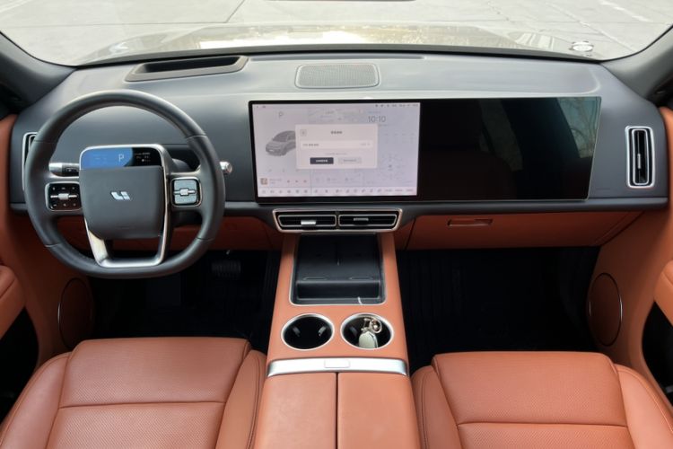 Used Li Auto L8 2023 Pro Model
