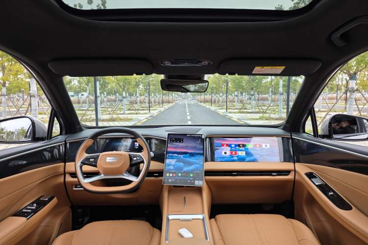 Used  L7 2025 EM-i 115km Exploration+ Edition
