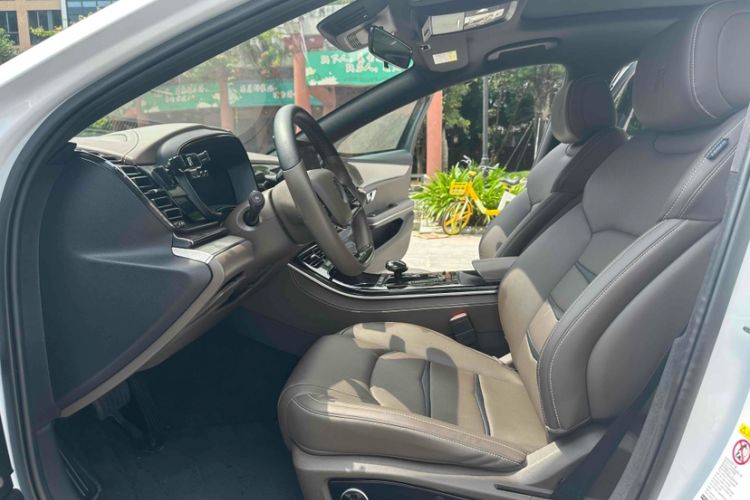 Used BYD Han 2020 EV Long-Range Luxury Model
