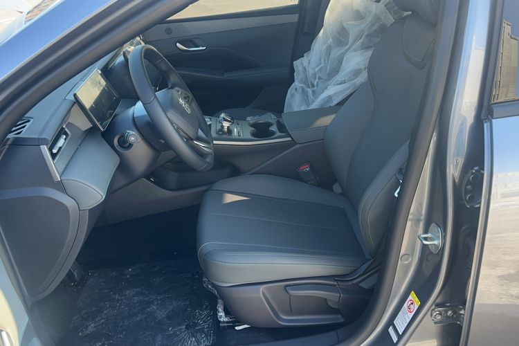 Used BYD Qin PLUS 2025 DM-i Smart Drive 55KM Leading Model
