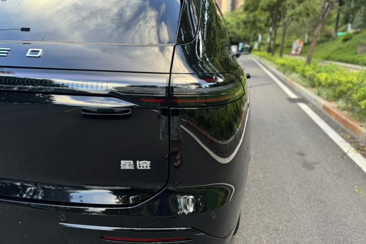 Used  Star Era ET 2025 Range-Extended 240 Pro All-Wheel Drive High-Speed Driver Assistance
