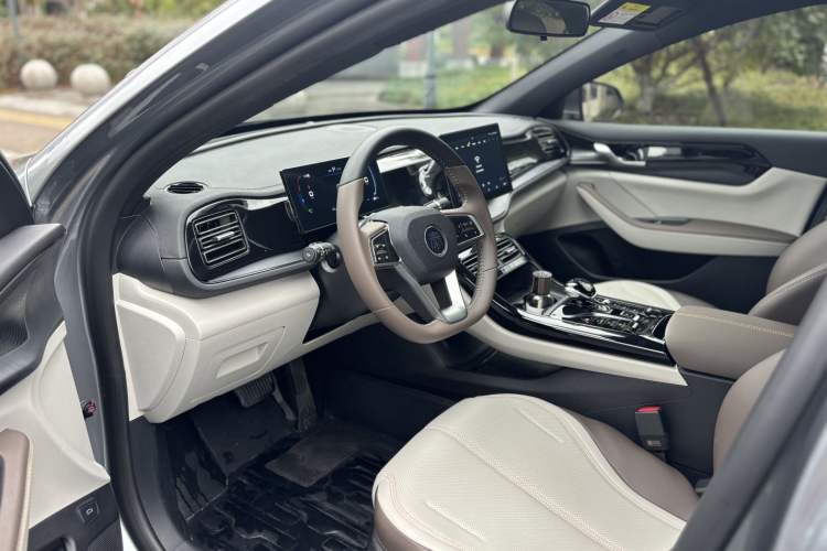 Used BYD Qin PLUS 2023 Champion Edition DM-i 55KM Leading Model