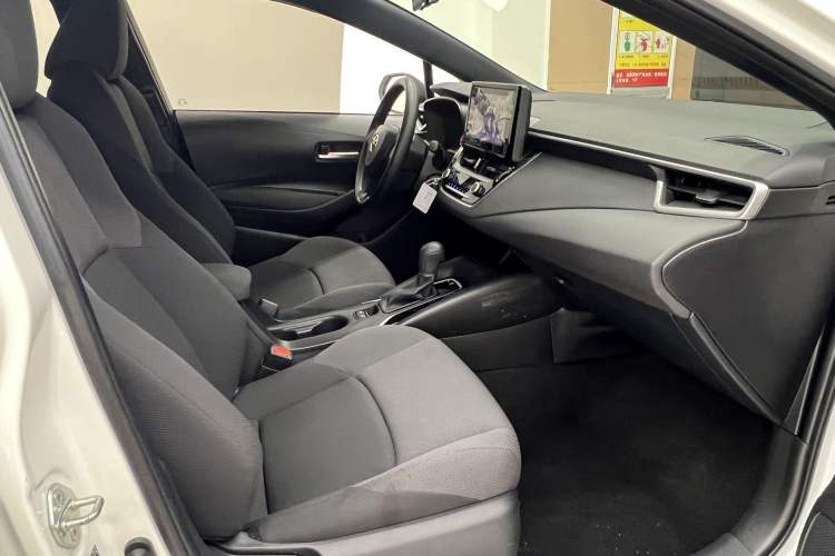 Used Toyota Levin 2022 Facelift TNGA 1.5L CVT Progressive Edition
