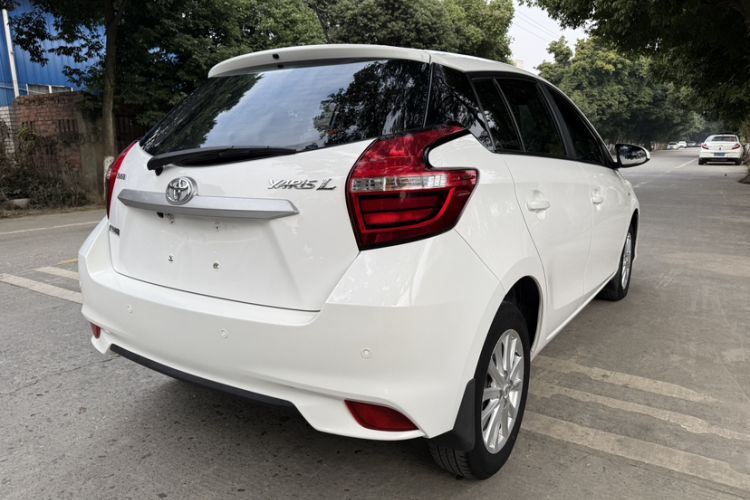 Used Toyota YARiS L 2019 1.5E CVT Dynamic Edition China VI compliant