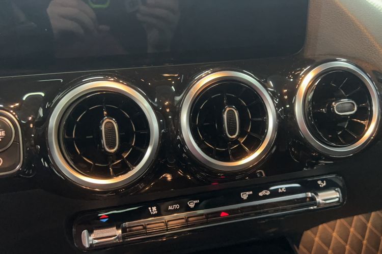 Used Mercedes-Benz GLA 2020 GLA 180
