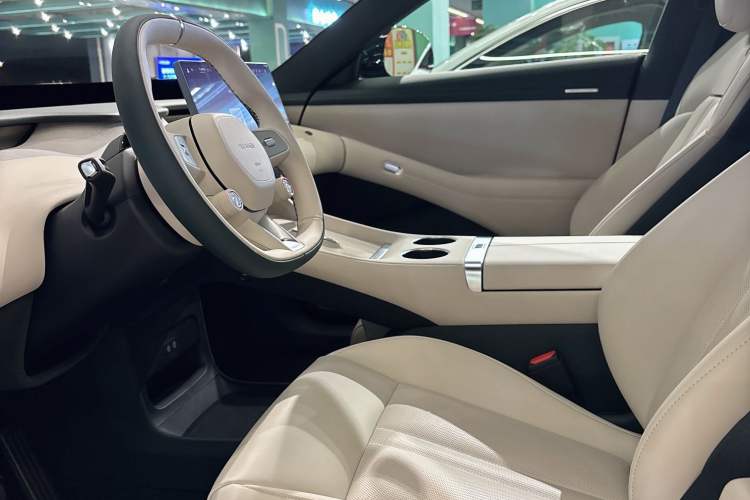 Used  YU7 2025 Ultra-Long Range Rear-Wheel Drive Version