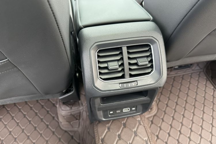 Used Volkswagen Tiguan L 2024 330TSI Automatic Two-Wheel Drive R-Line Enhanced Edition