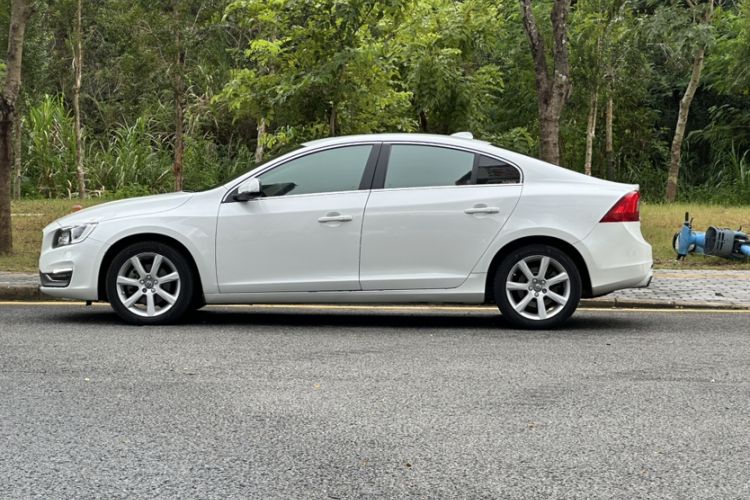 Used Volvo S60 2017 S60L T5 Intelligent Drive Edition
