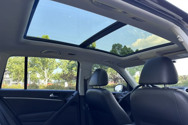 Used Volkswagen Tiguan 2015 1.8TSI Automatic Two-Wheel Drive Luxury Model
