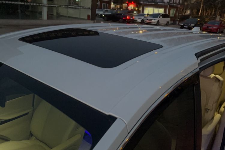 Used Buick GL8 New Energy 2025 Lu Shang Luxury Edition 7-Seater