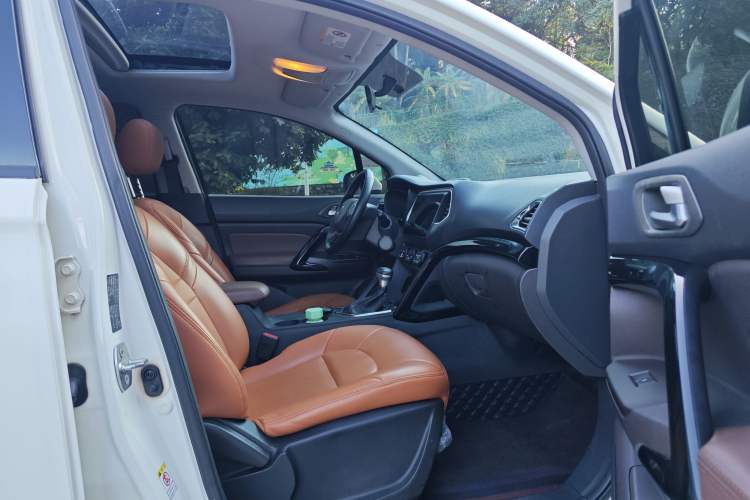 Used GAC Trumpchi GS4 2017 235T Automatic Two-Wheel Drive Luxury Smart Connectivity Version
