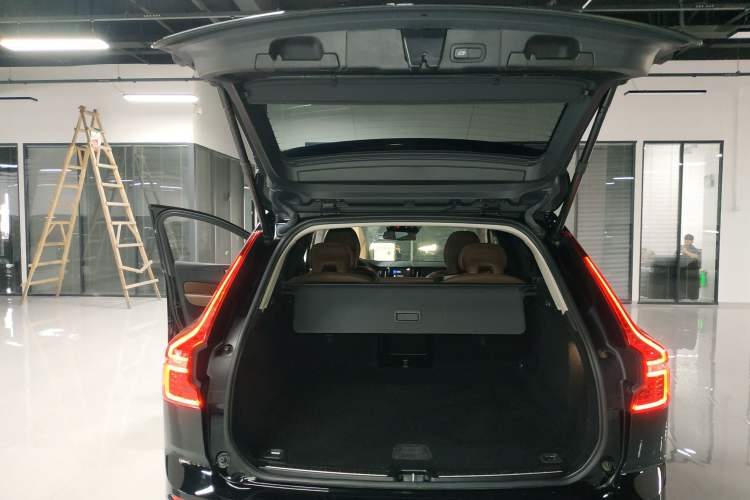 Used Volvo XC60 2020 T5 4x4 Zhiyi Luxury Edition
